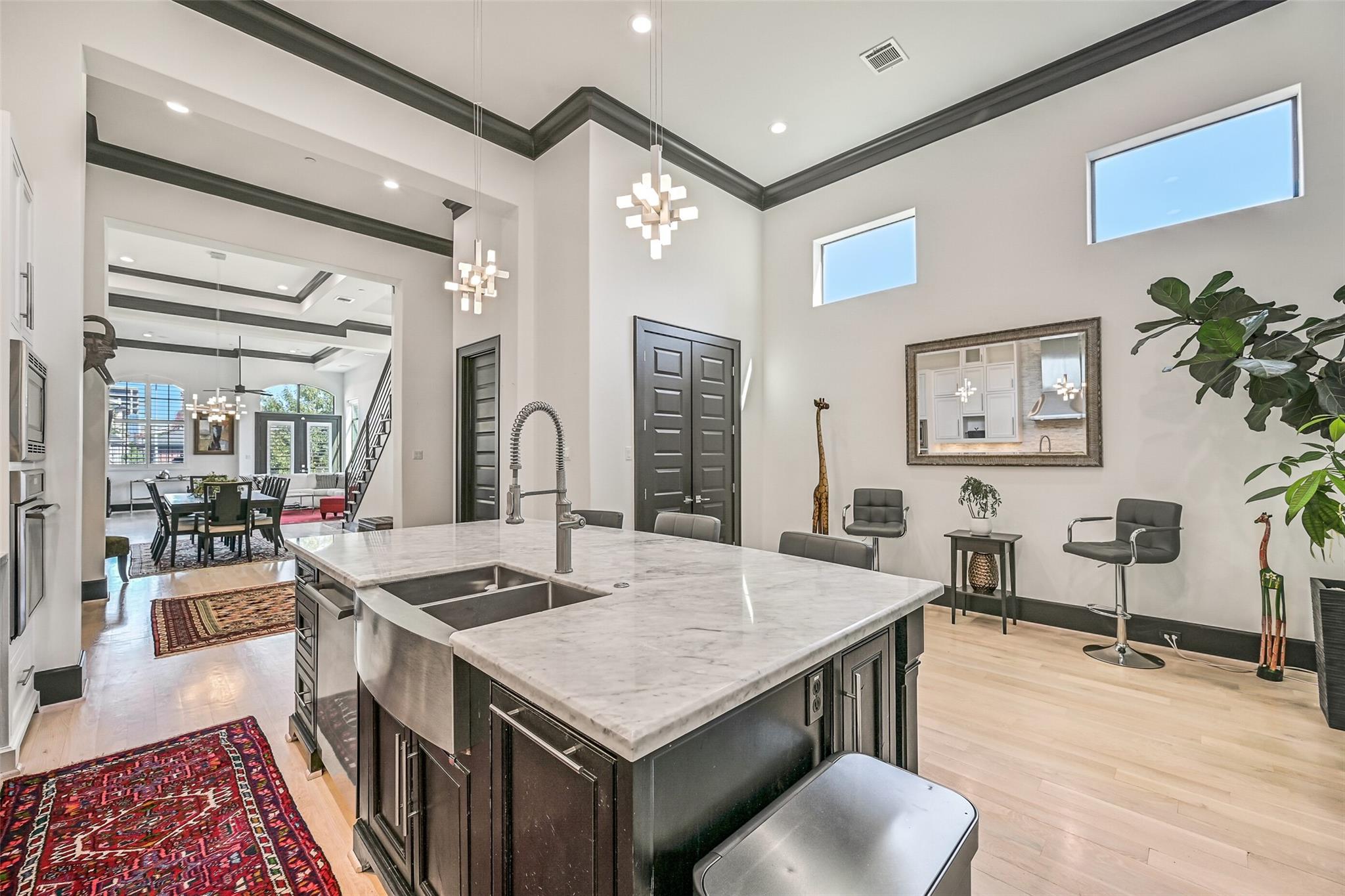 503 W Clay Street