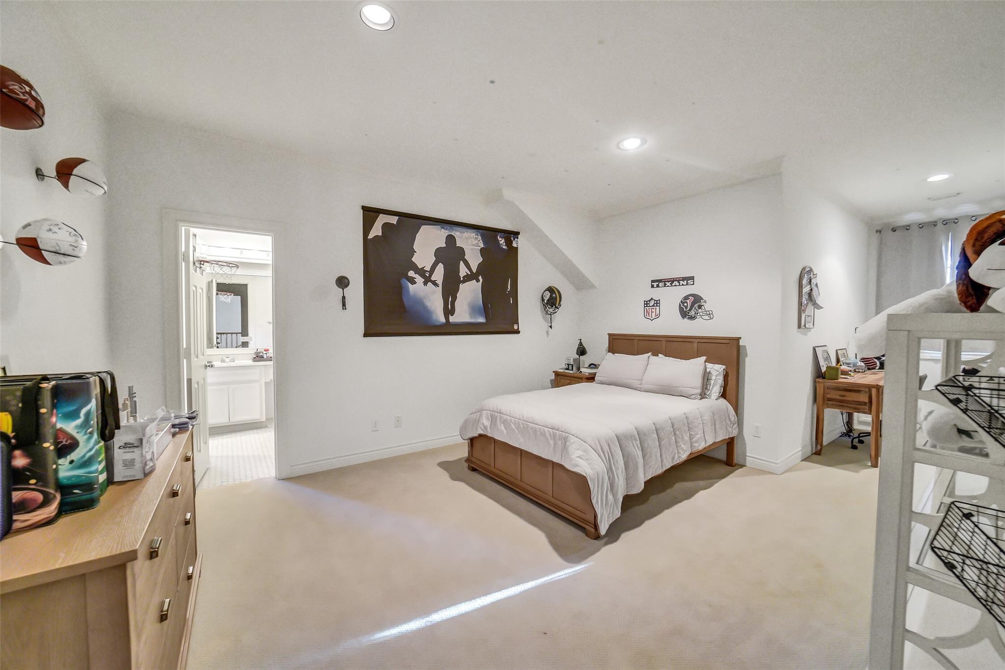 3106 Huntington Court