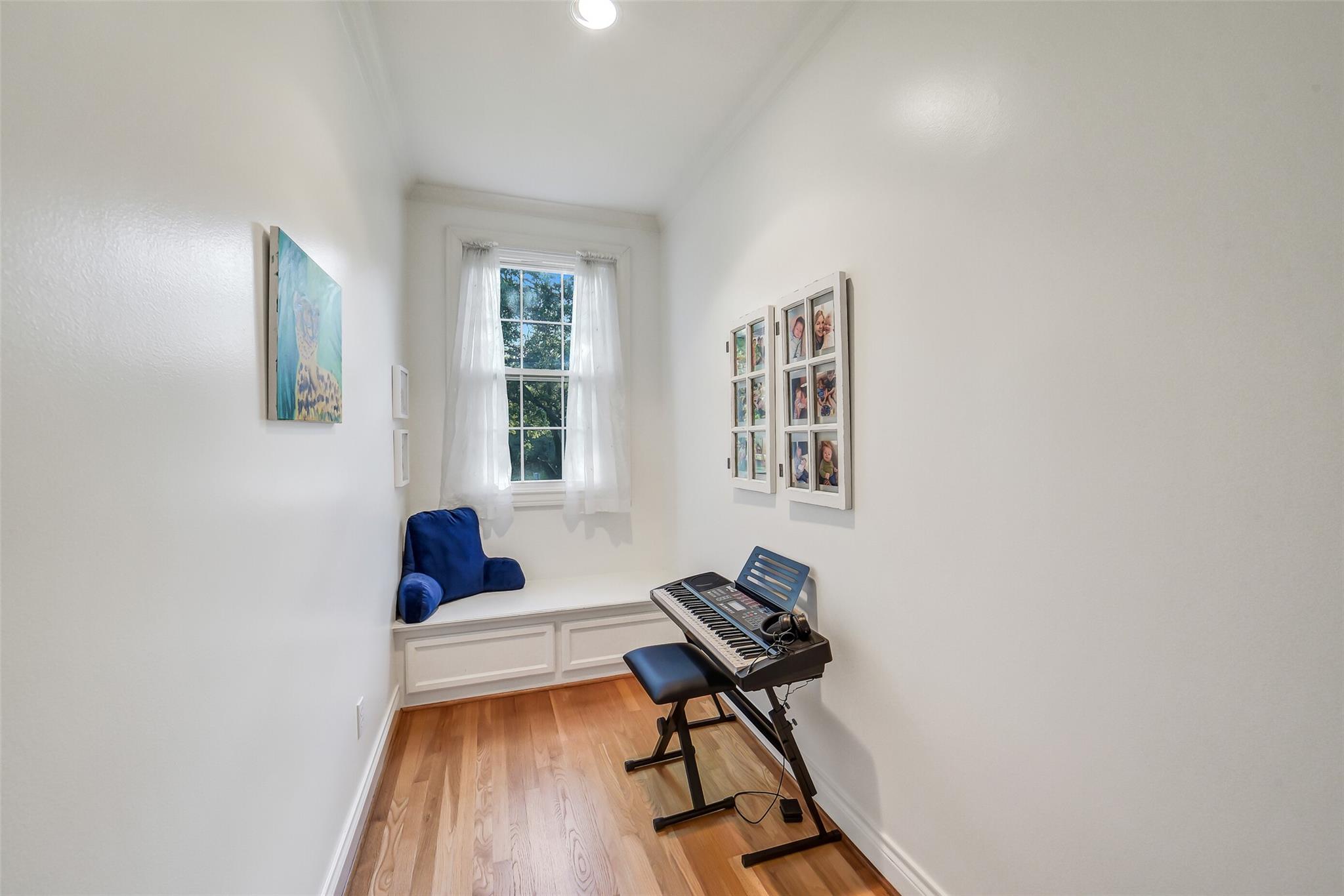 3106 Huntington Court