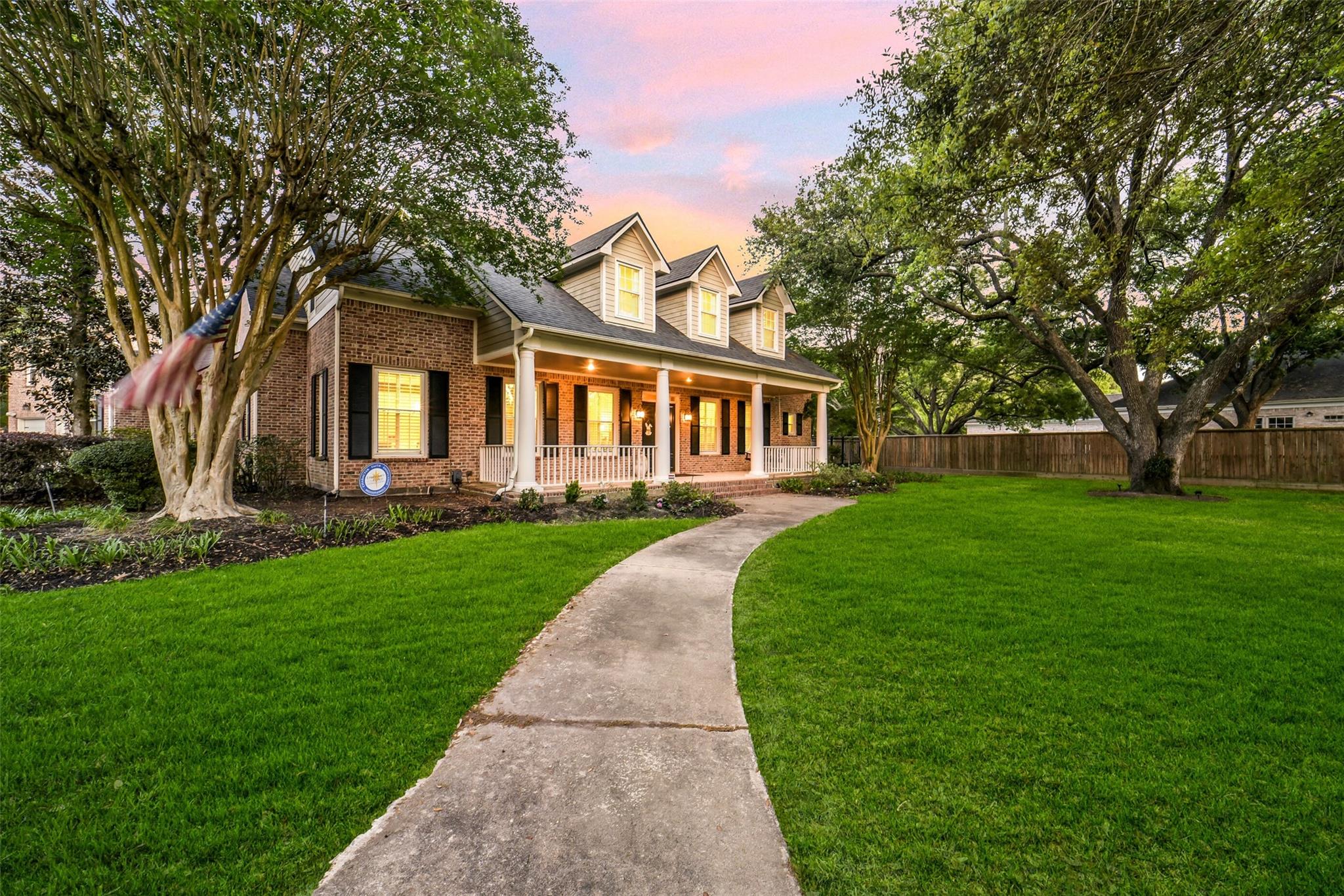 3106 Huntington Court