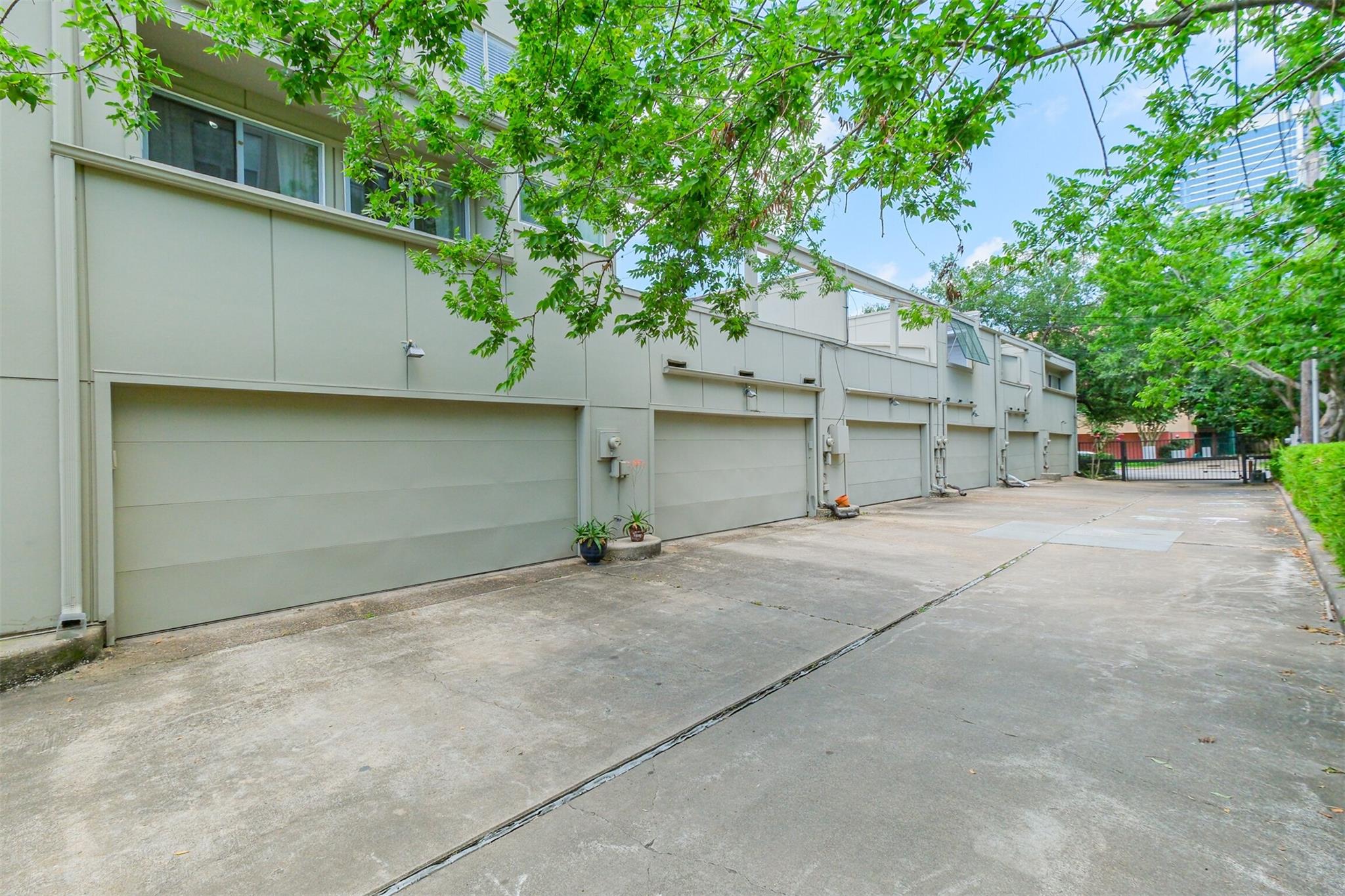 2322 Steel Street # 19