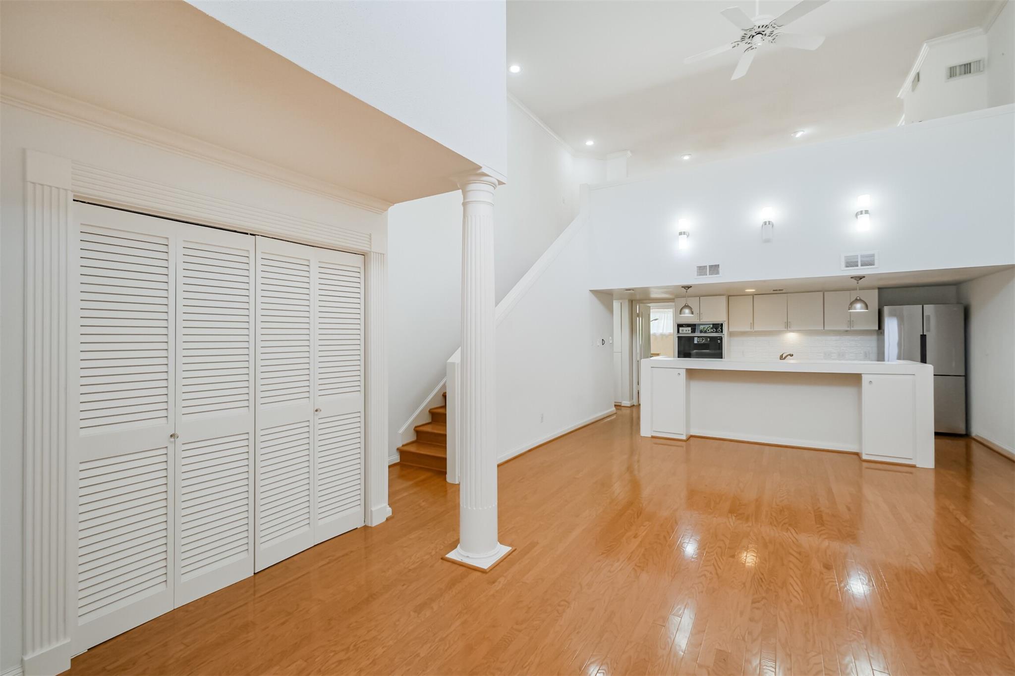 2322 Steel Street # 19
