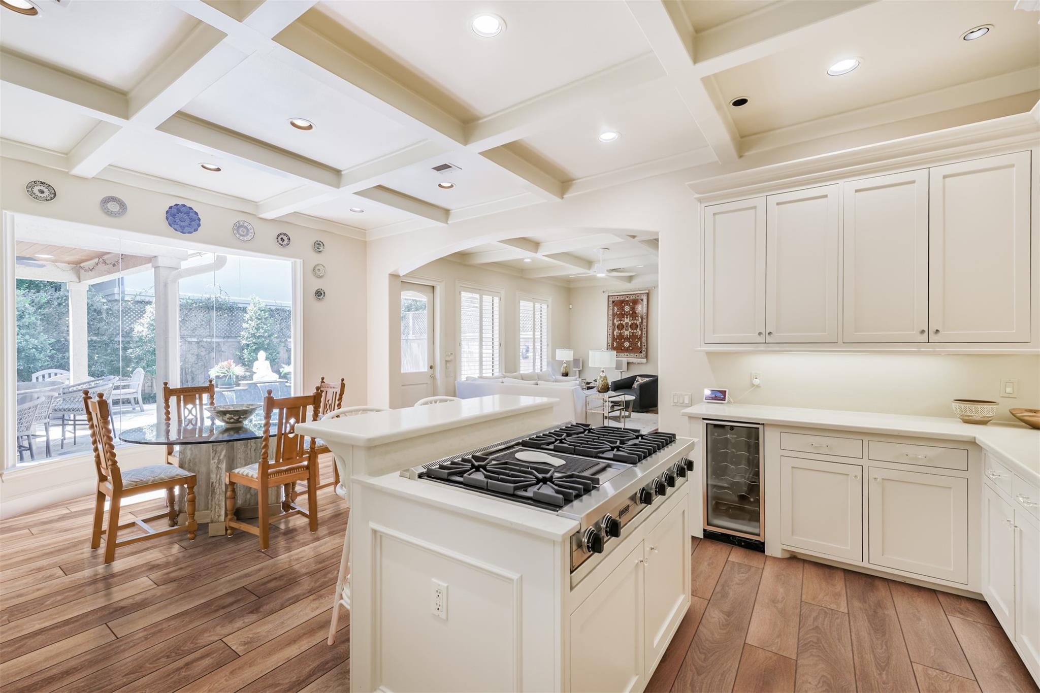 52 Briar Hollow Lane