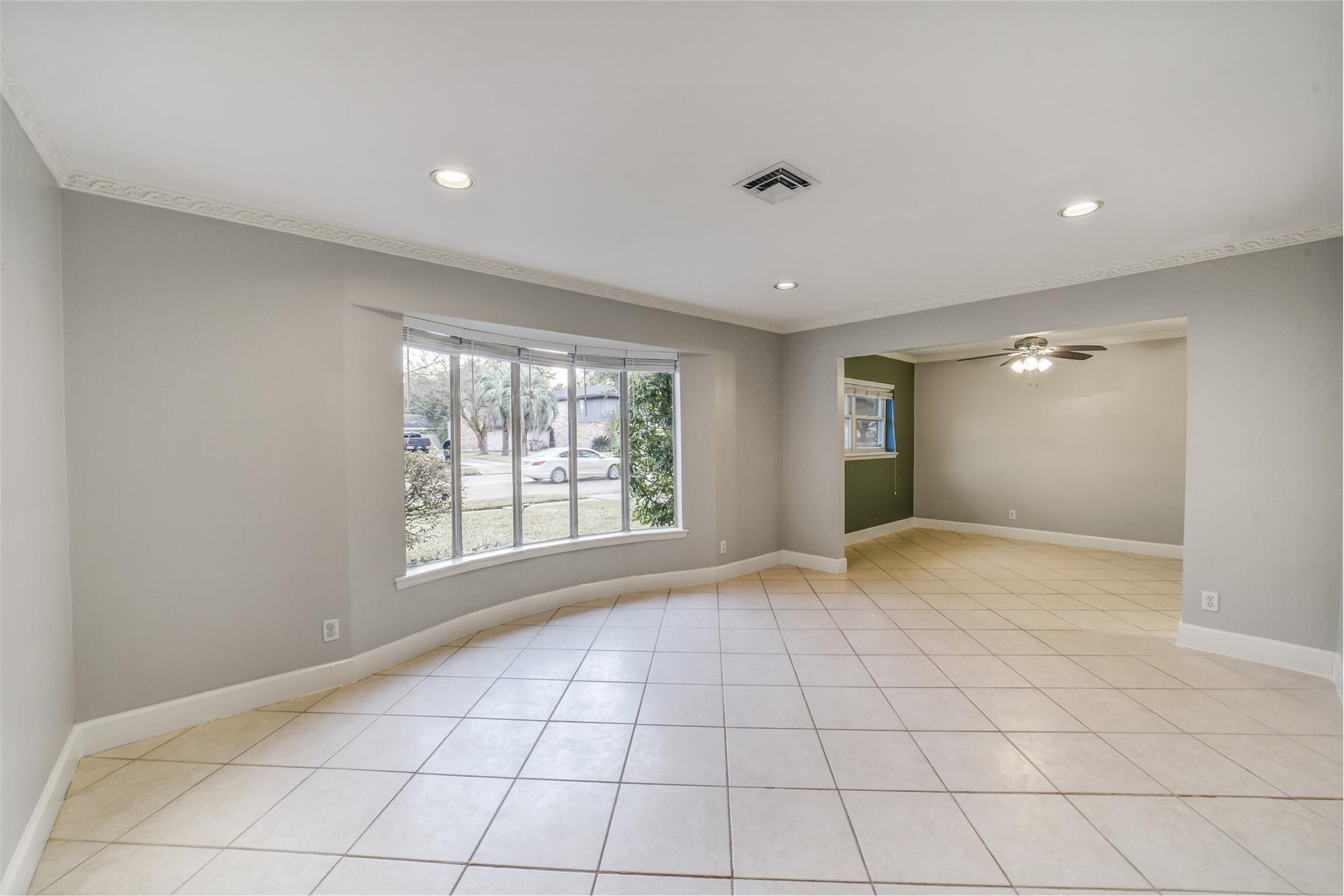 5322 Rutherglenn Drive