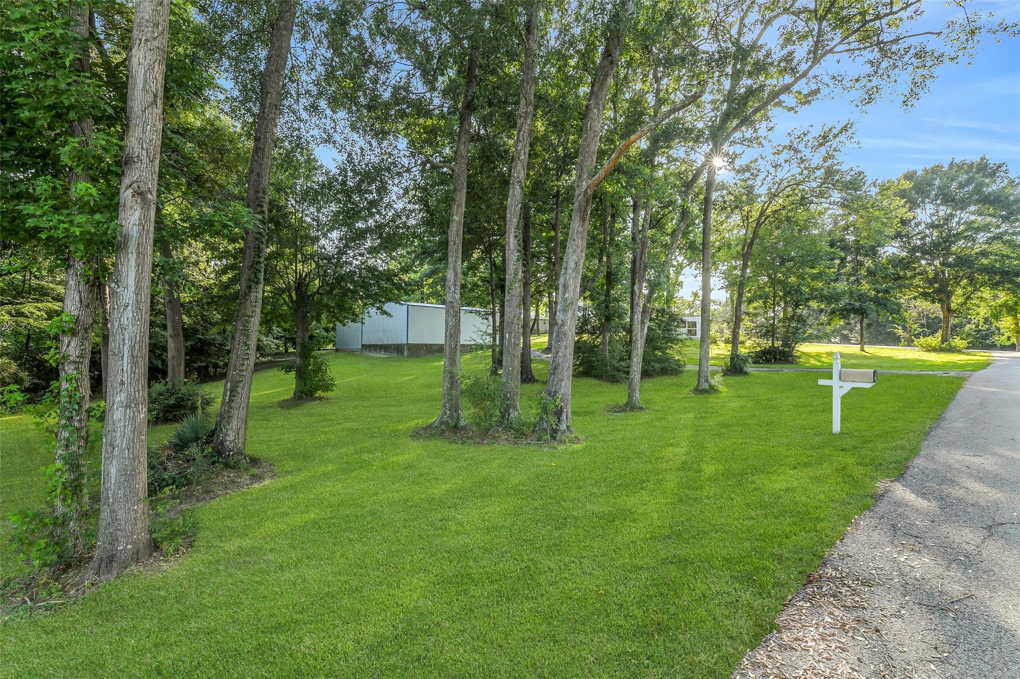 2 Dogwood Path