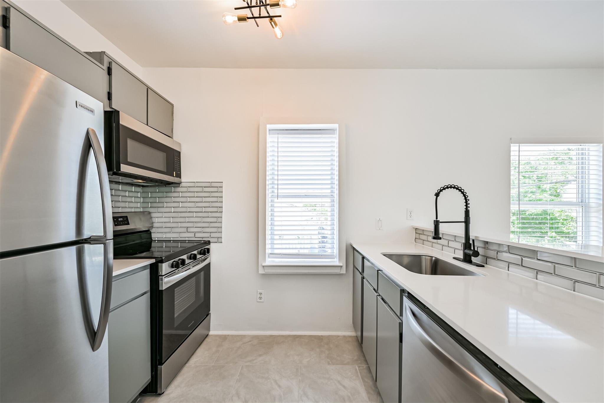 415 Fairview Avenue # 9