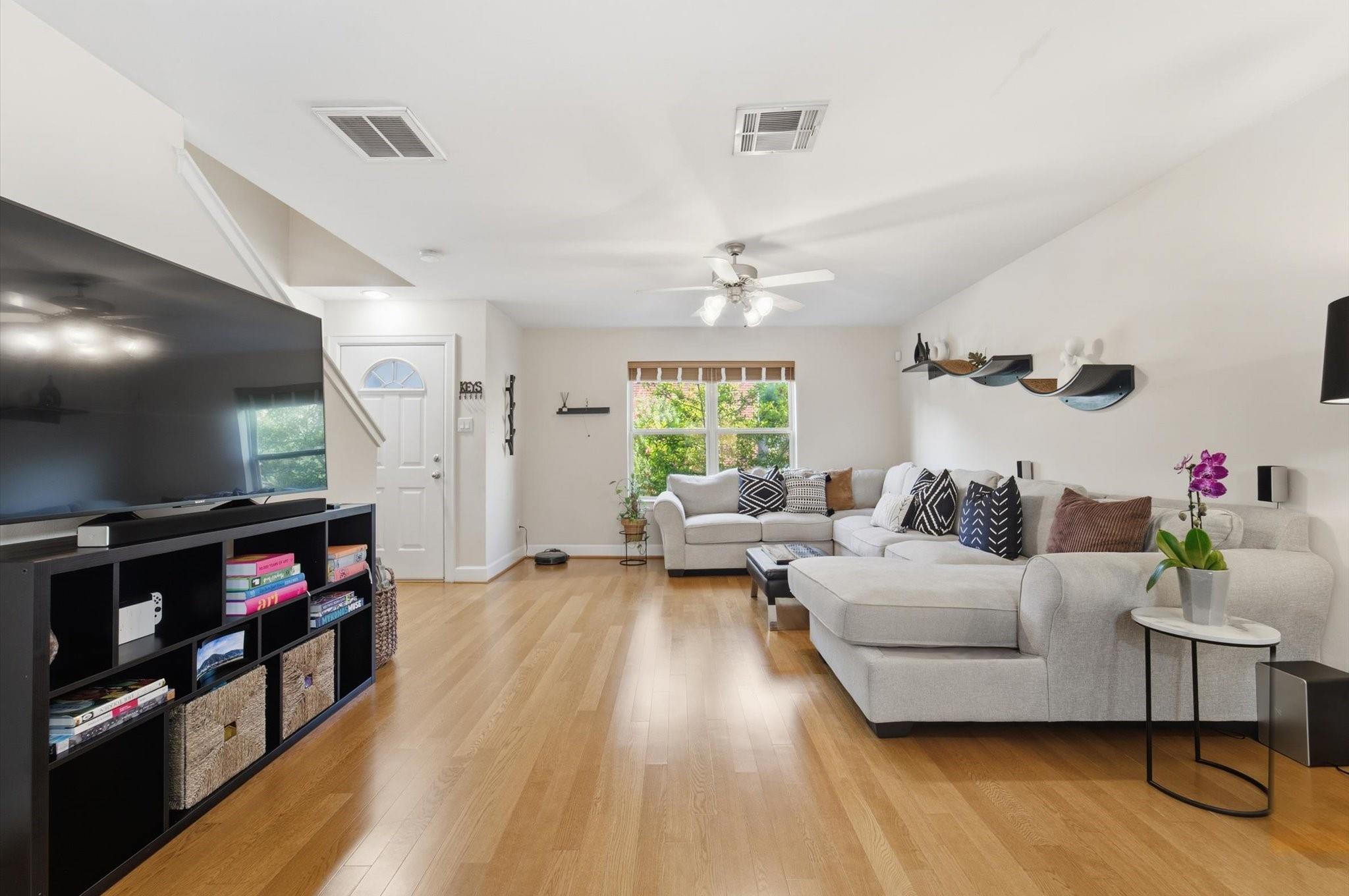 5951 South Loop E # 42