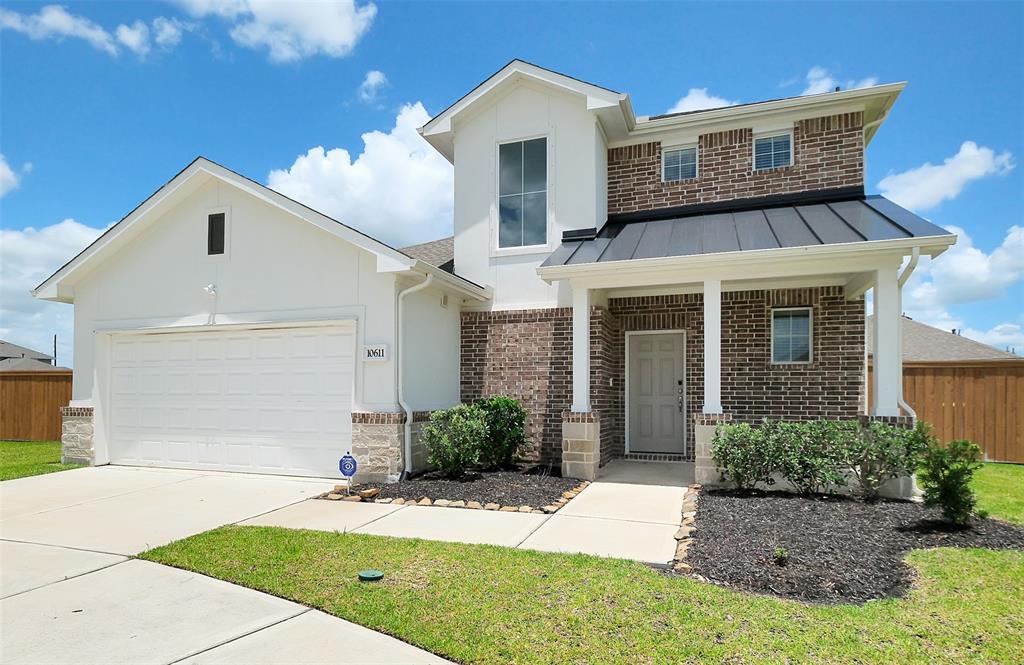 10611 Crescent Peak Court