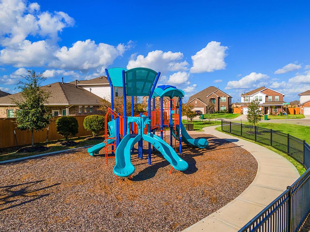 10611 Crescent Peak Court