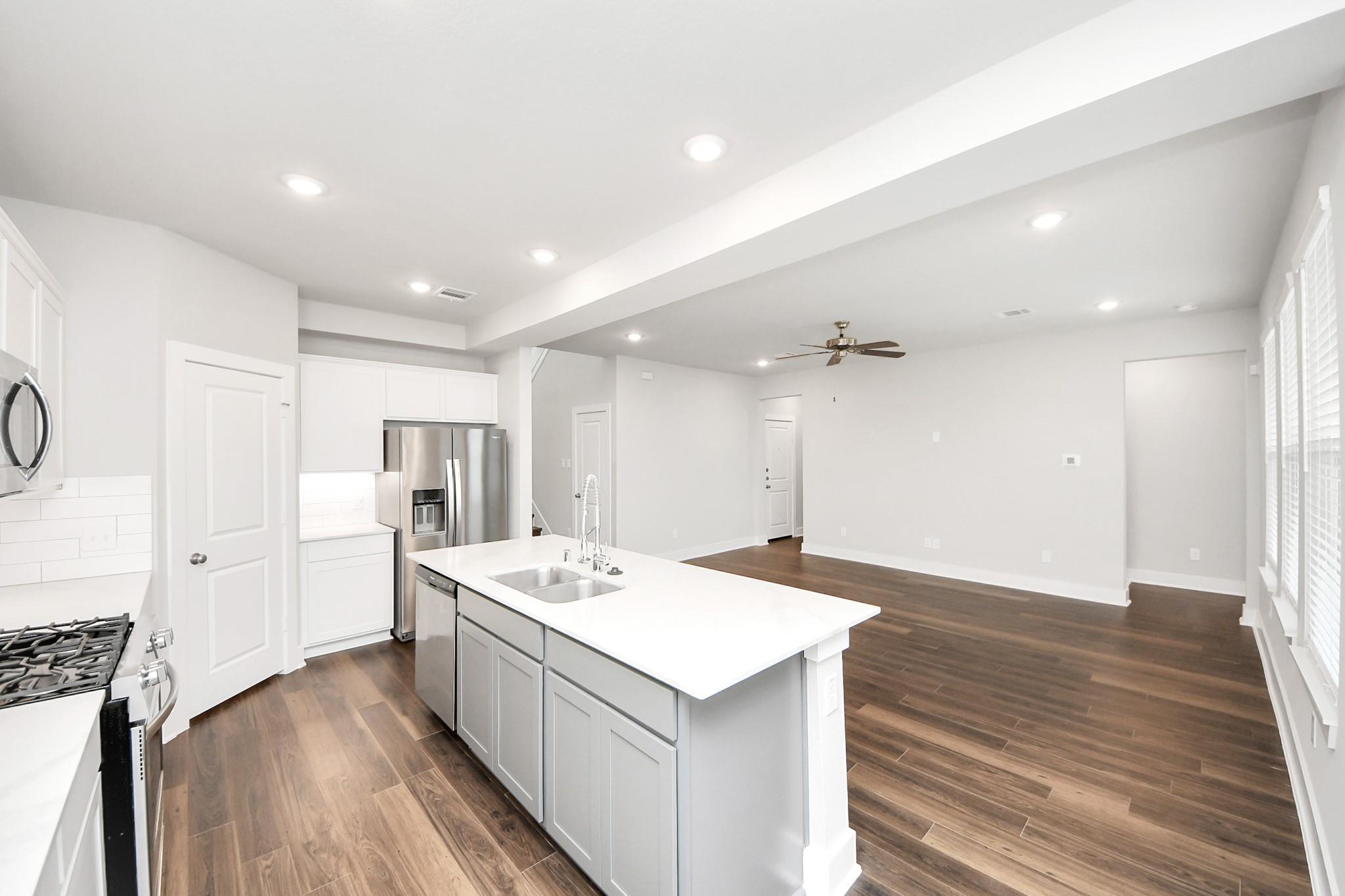10611 Crescent Peak Court