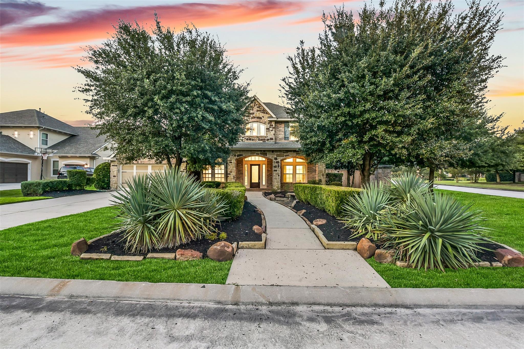 13902 Cole Point Drive