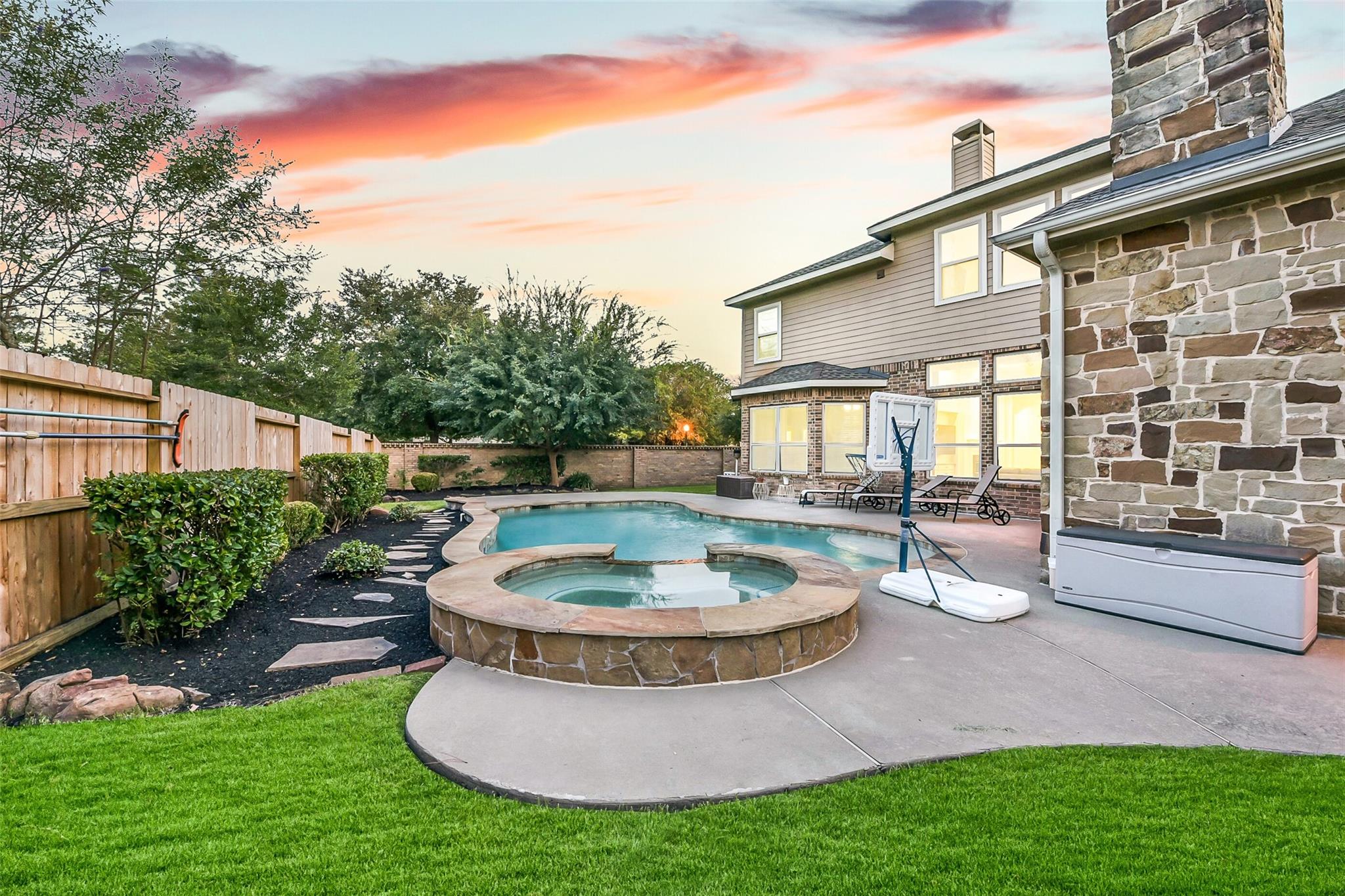 13902 Cole Point Drive