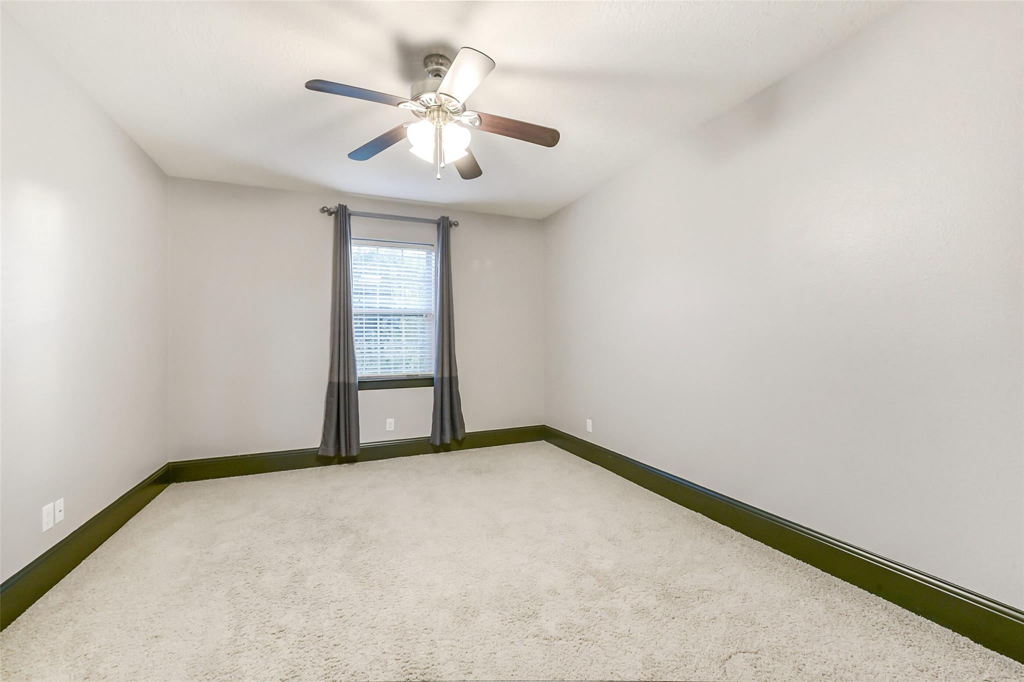13902 Cole Point Drive