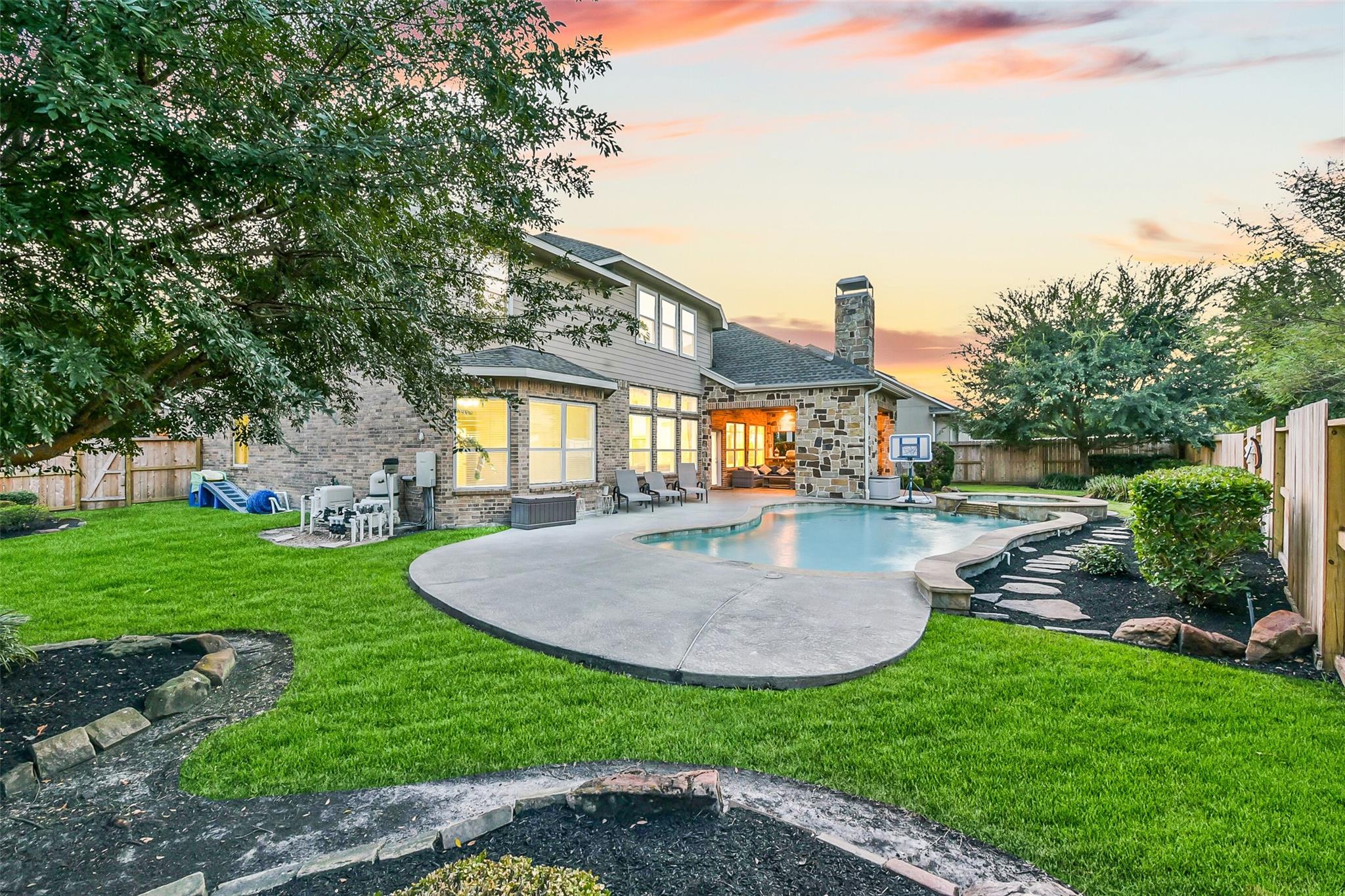 13902 Cole Point Drive