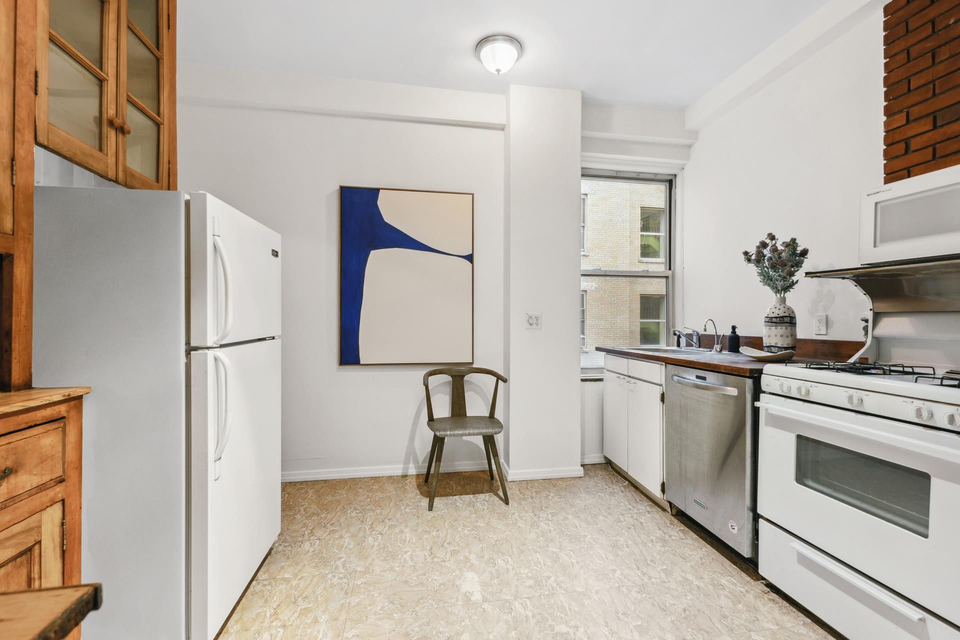 160 W 87TH Street 7B