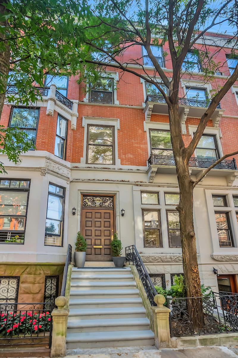 40 W 83RD Street