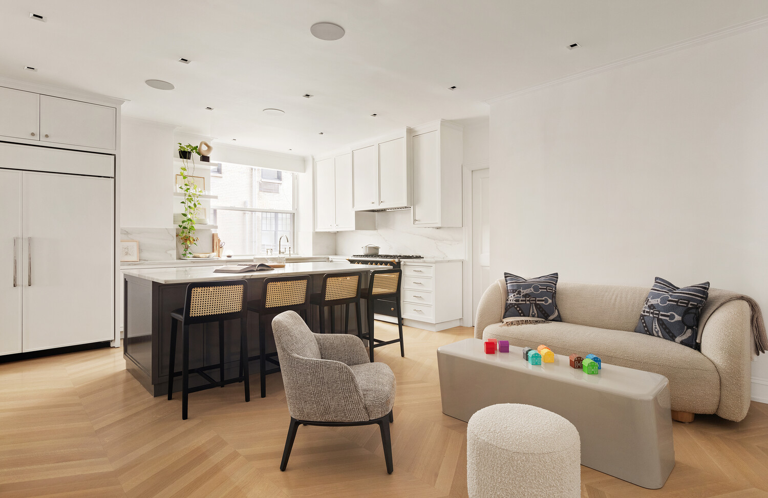 875 PARK Avenue 4C