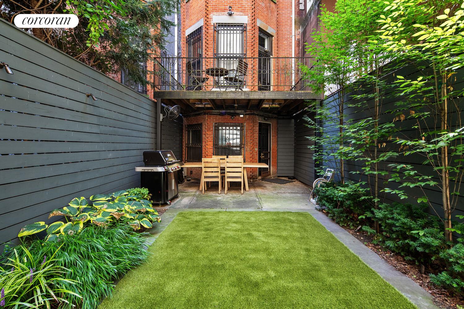 165 W 126TH Street