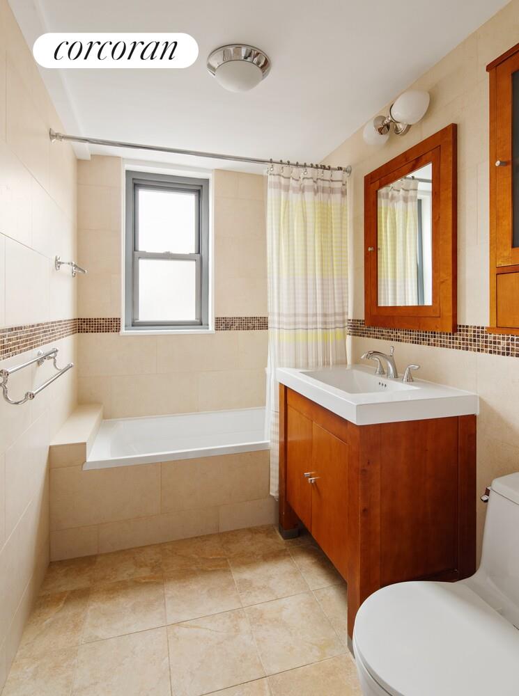 136 E 76TH Street 15B