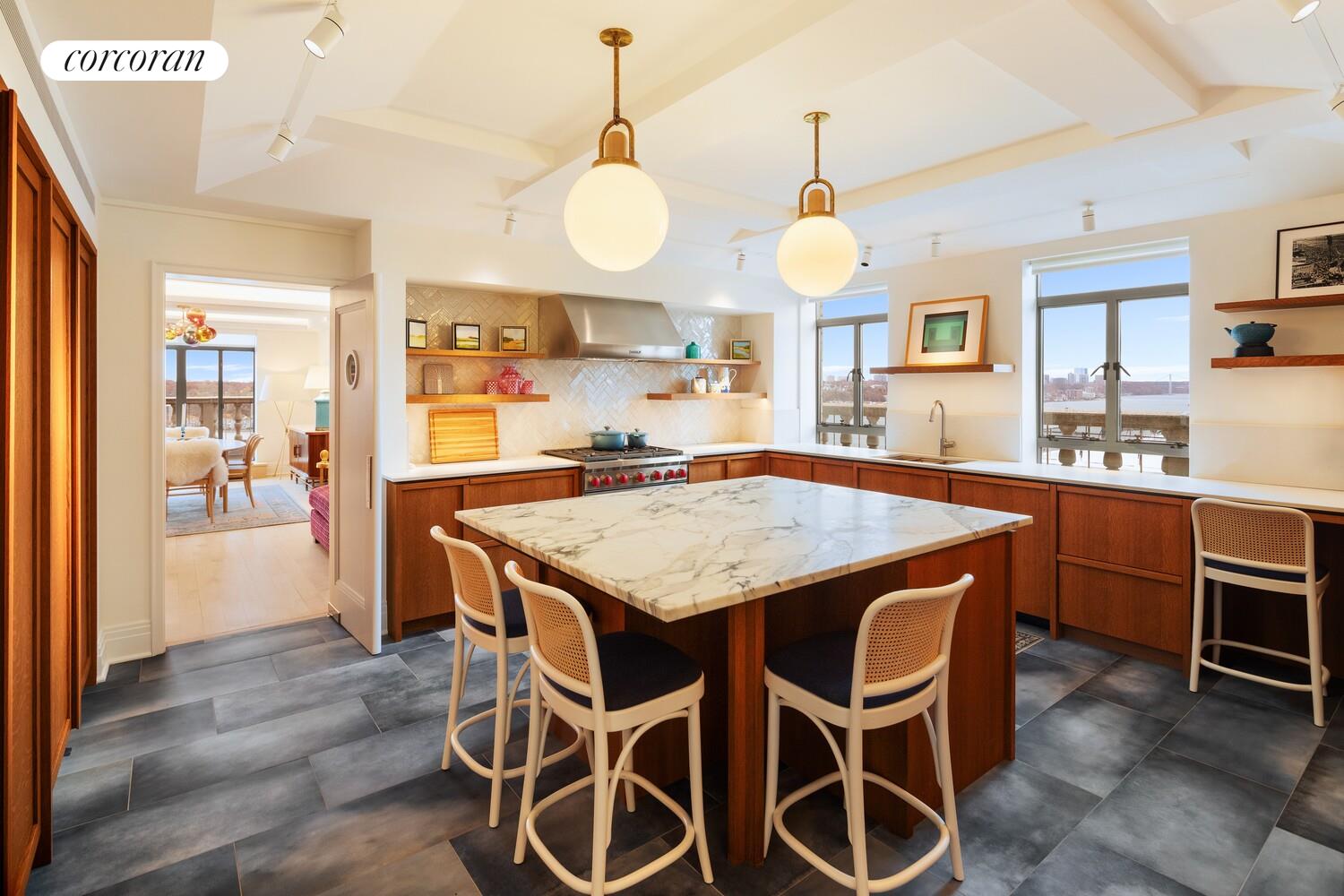 140 RIVERSIDE Drive 19HO