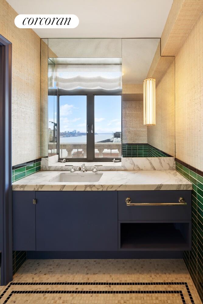 140 RIVERSIDE Drive 19HO