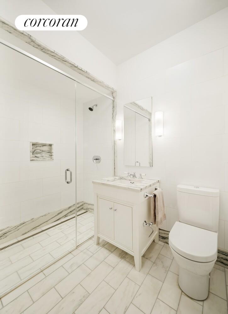 10 Madison Square West, 6G