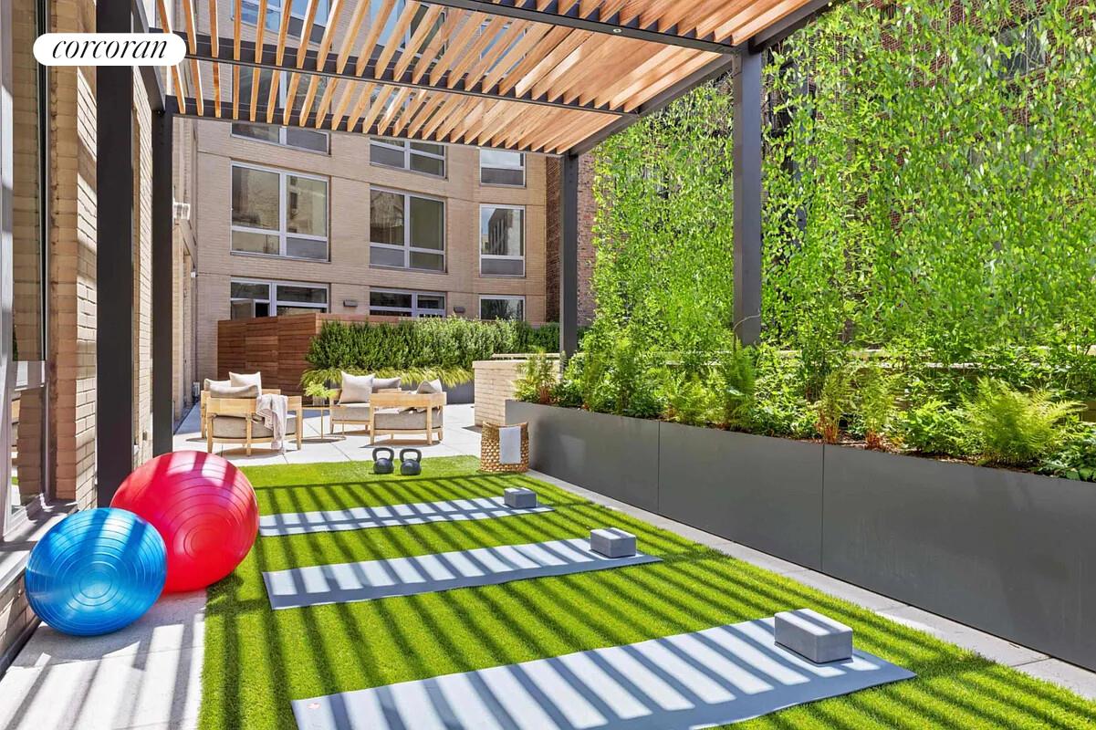 212 W 72ND Street 7L