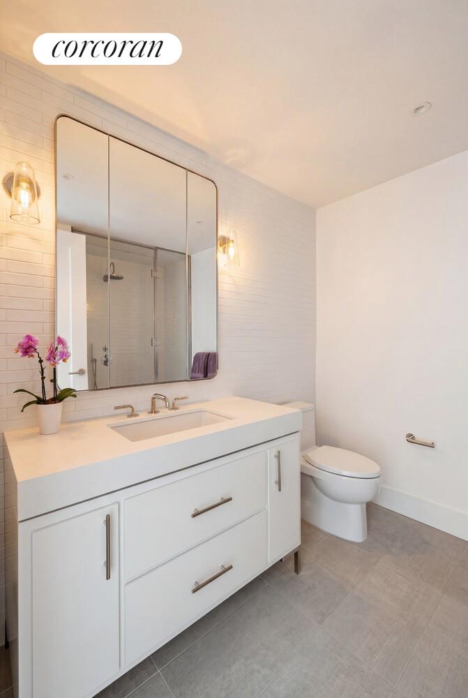 212 W 72ND Street 7L