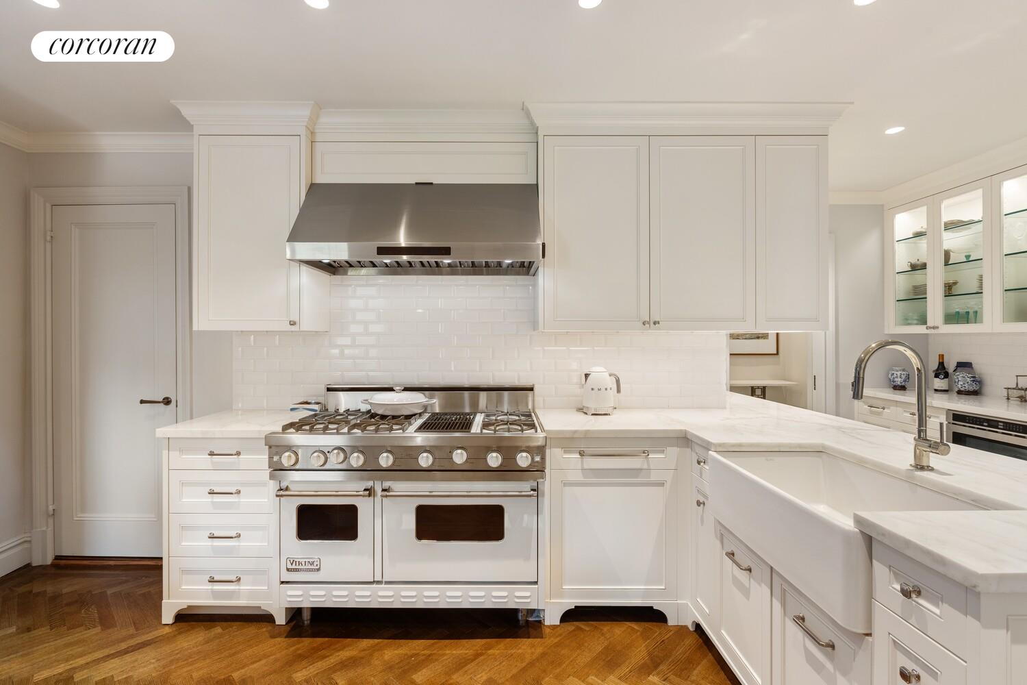 580 PARK Avenue 7A
