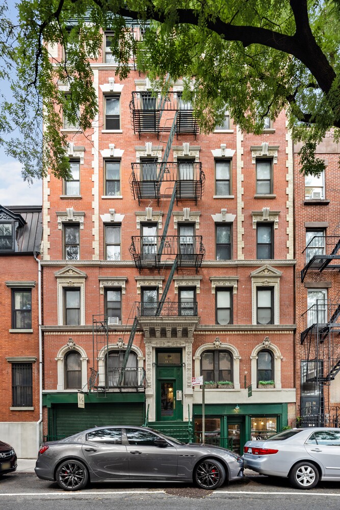32 2ND Avenue 4
