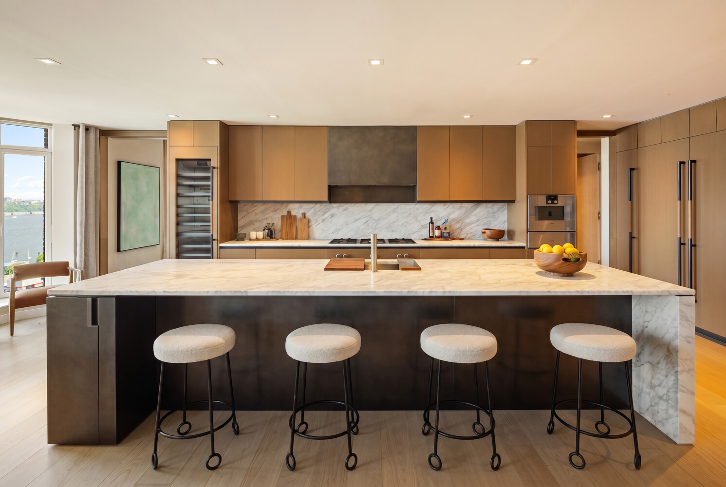 555 W 22ND Street 20AB