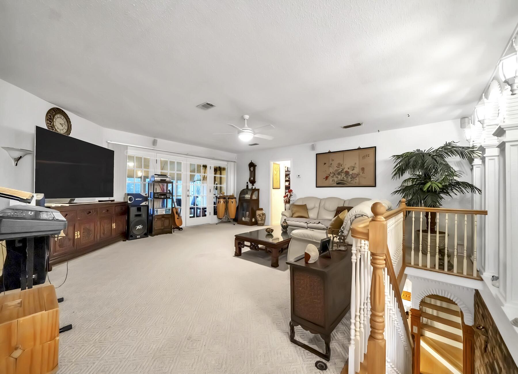 165 Blue Bell Circle