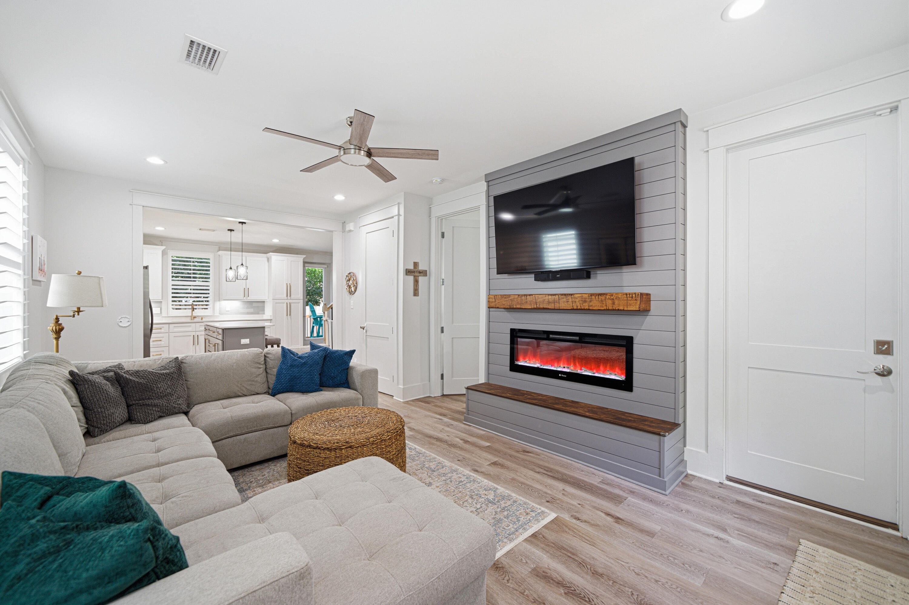 252 Rearden Way