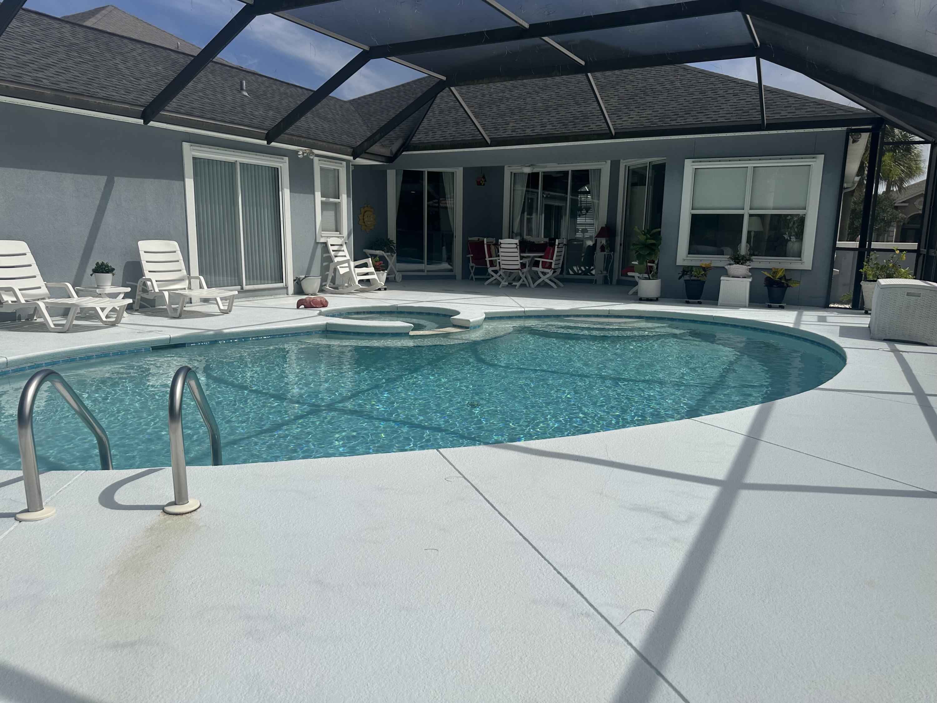 251 Okeechobee Cove