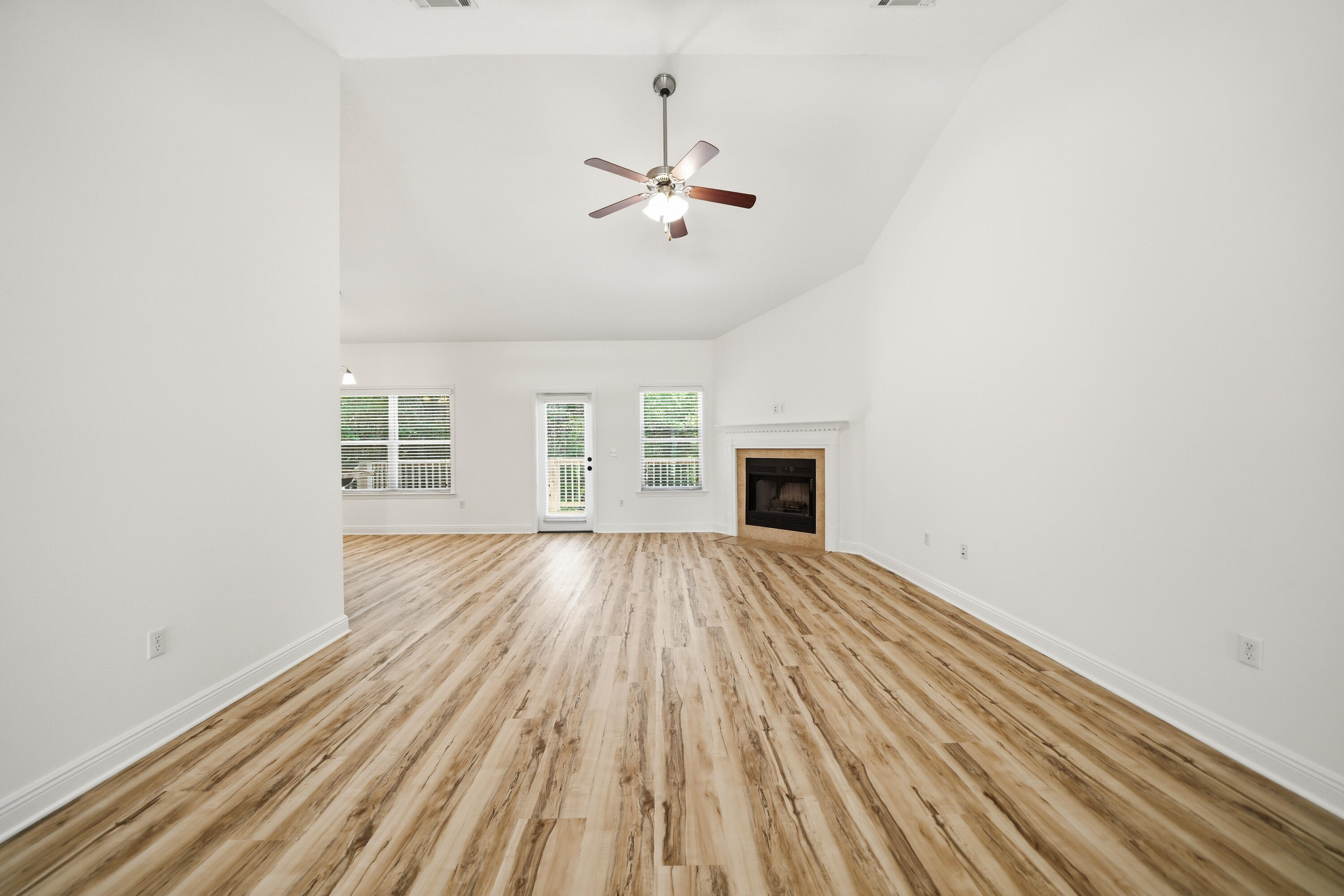 267 Bella Boulevard
