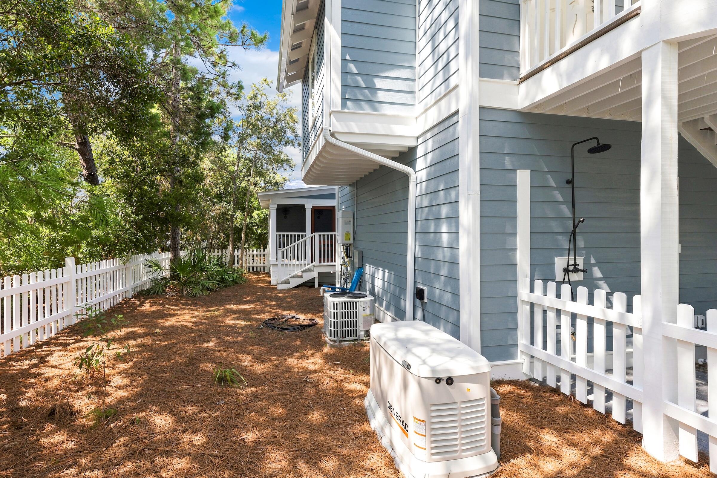 278 N Andalusia Avenue