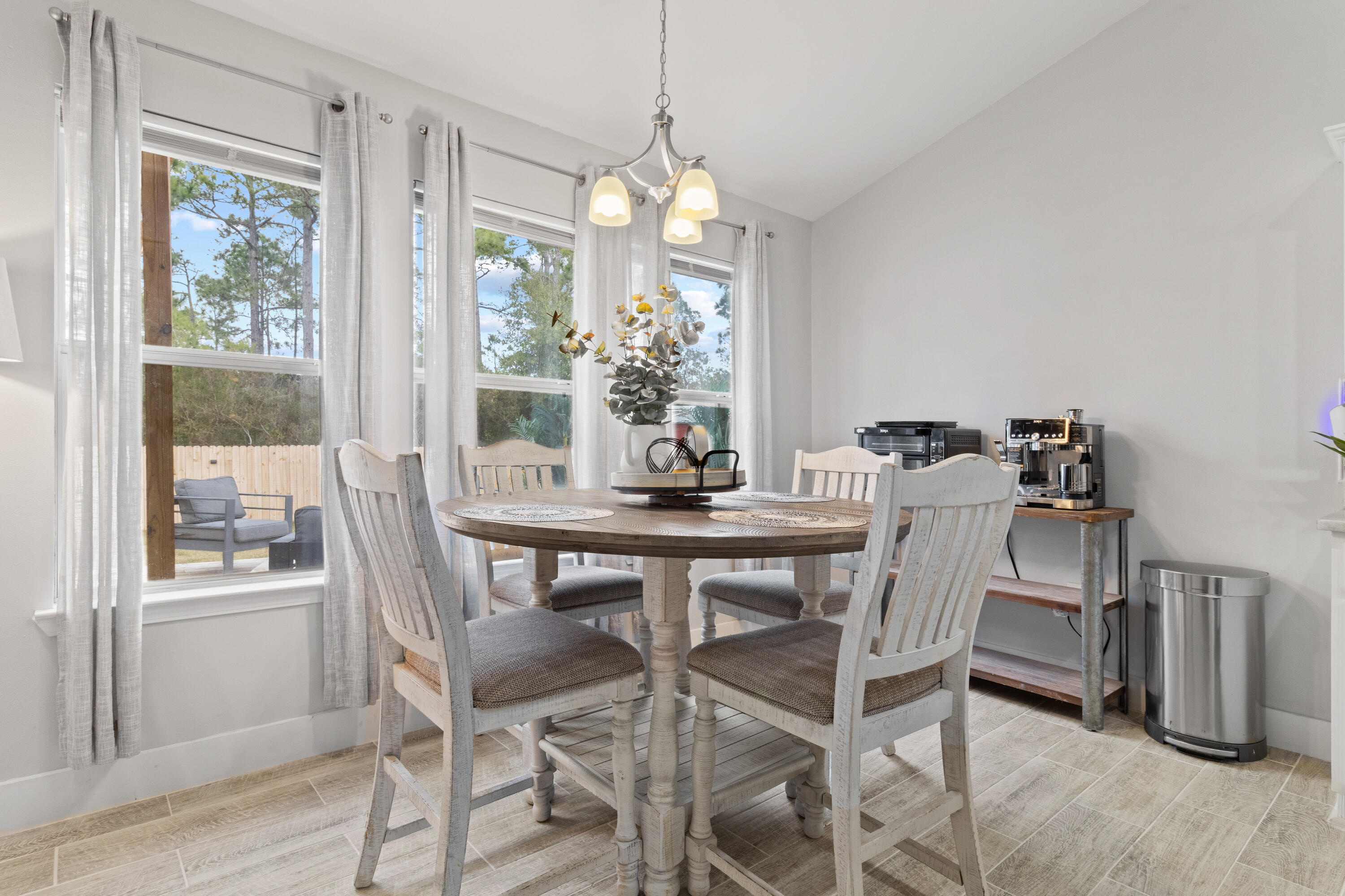 8252 Cosica Boulevard