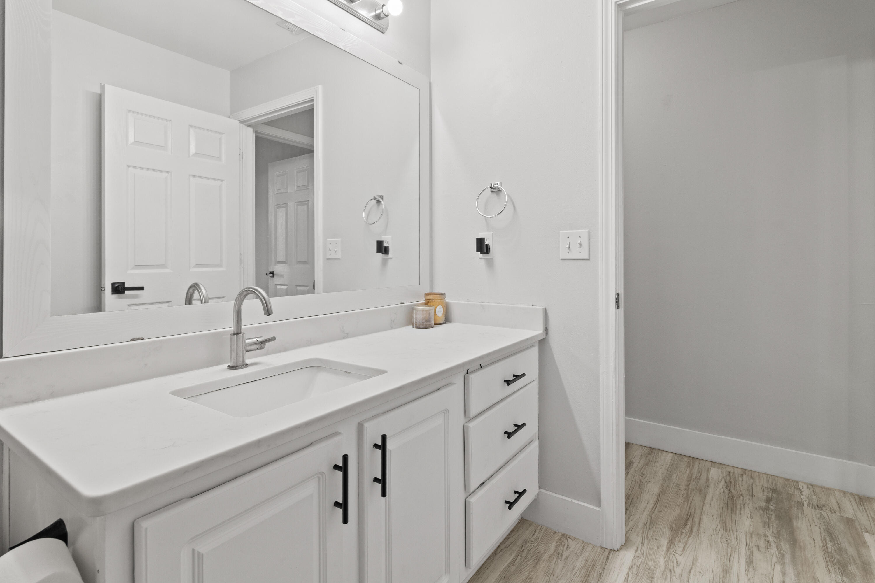 8252 Cosica Boulevard