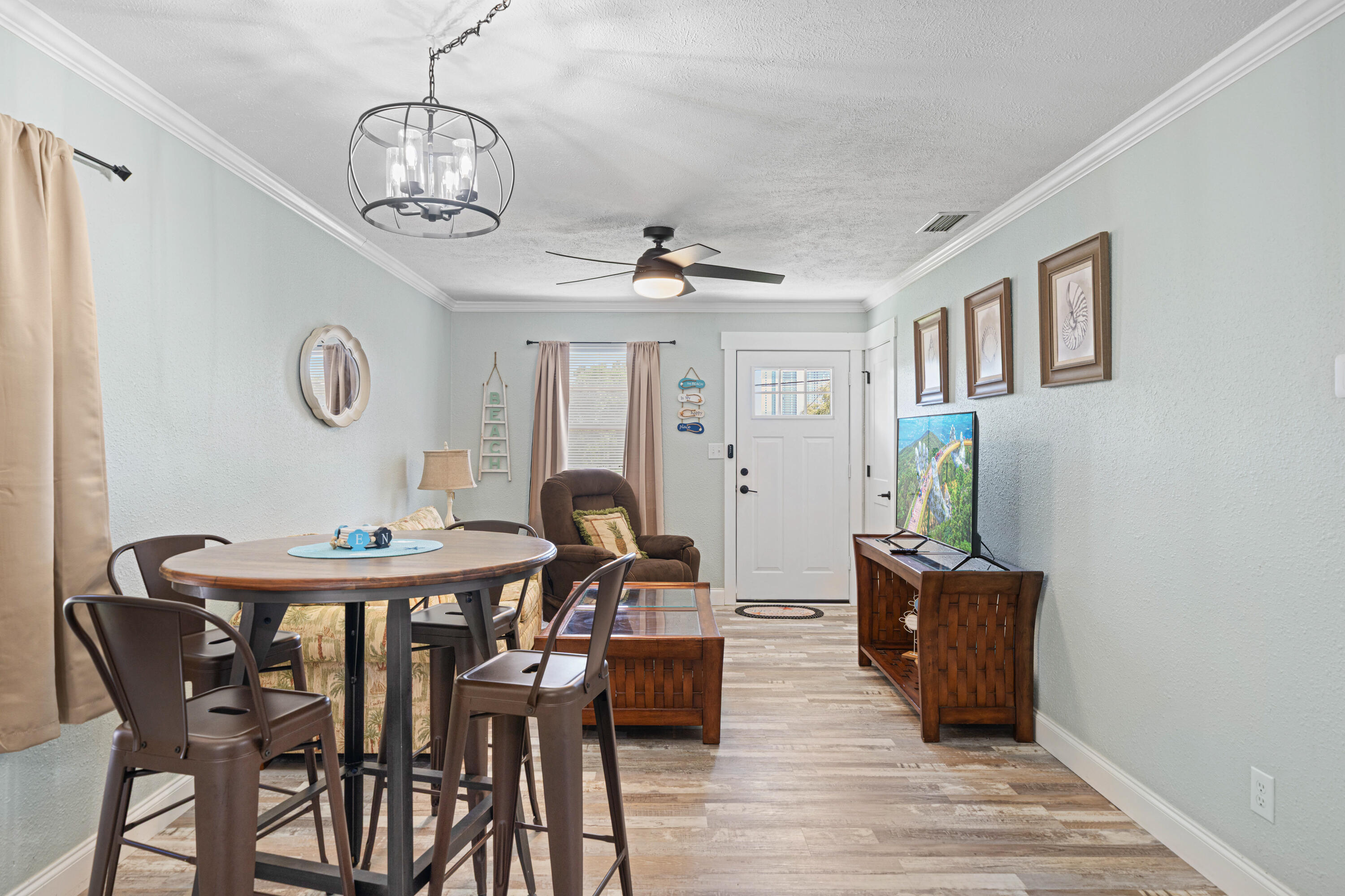 116 Lakeside Circle, A&B