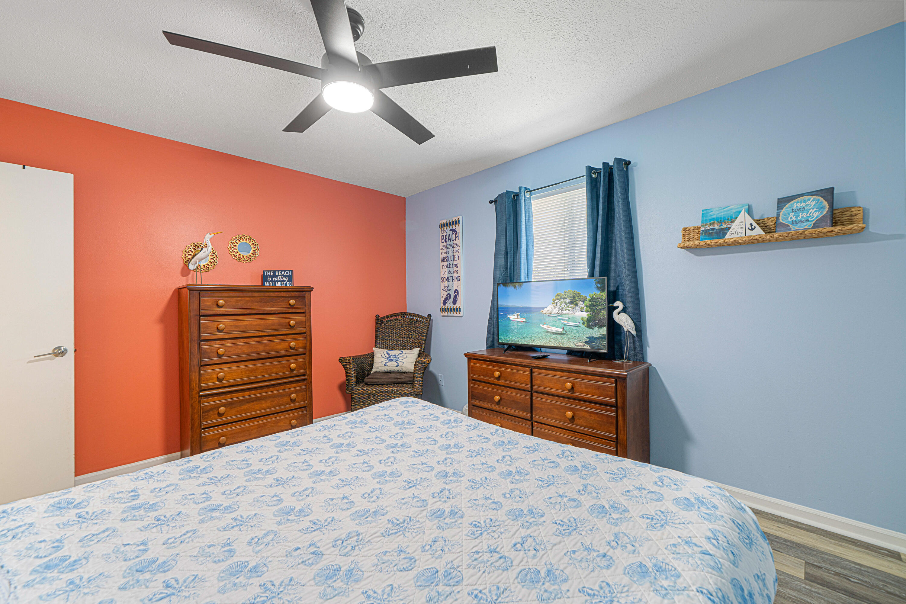 116 Lakeside Circle, A&B