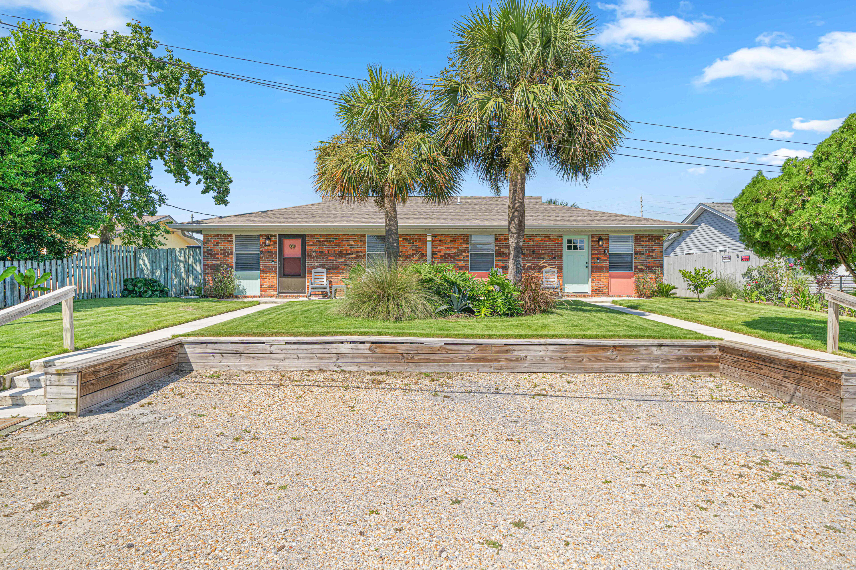 116 Lakeside Circle, A&B