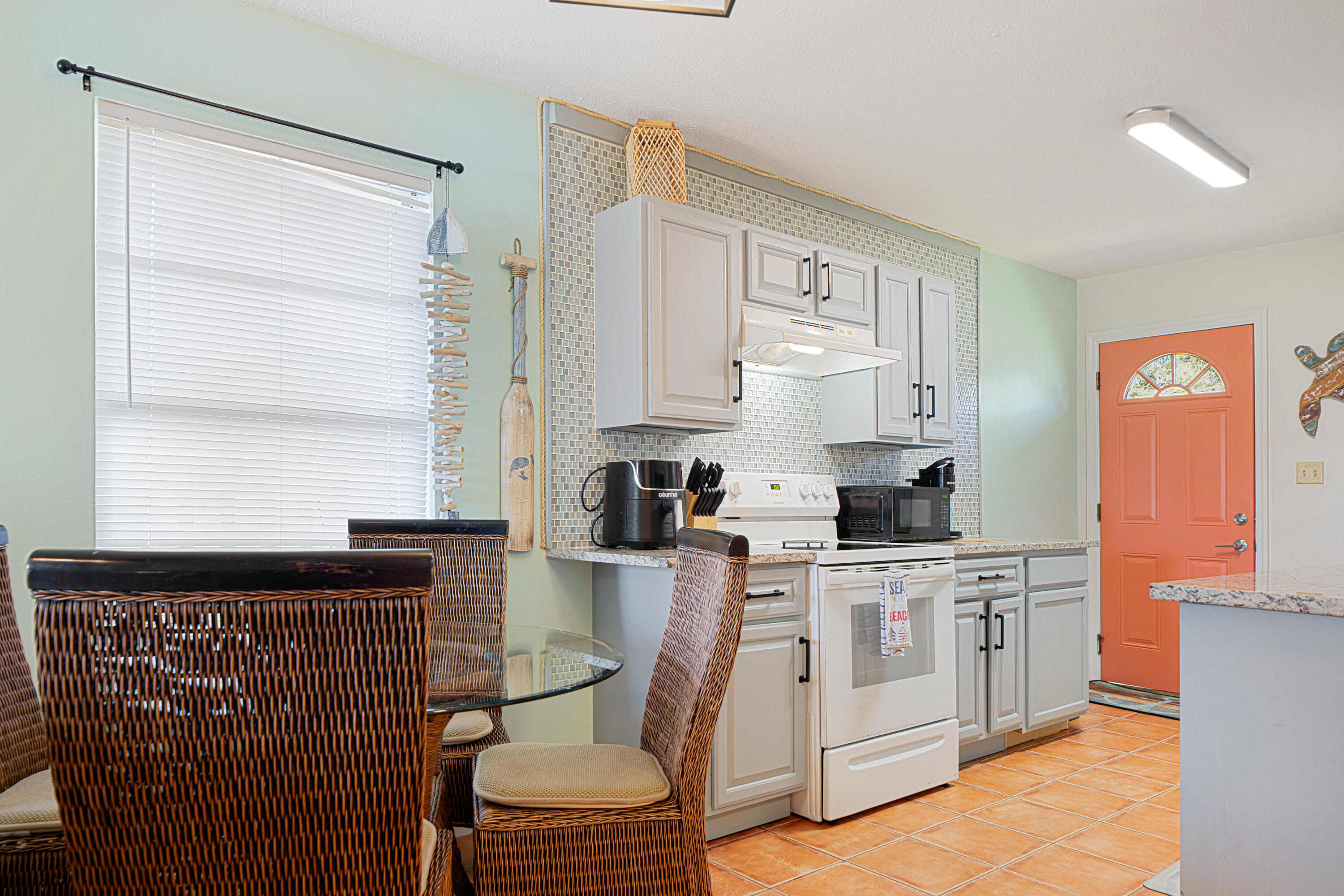 116 Lakeside Circle, A&B