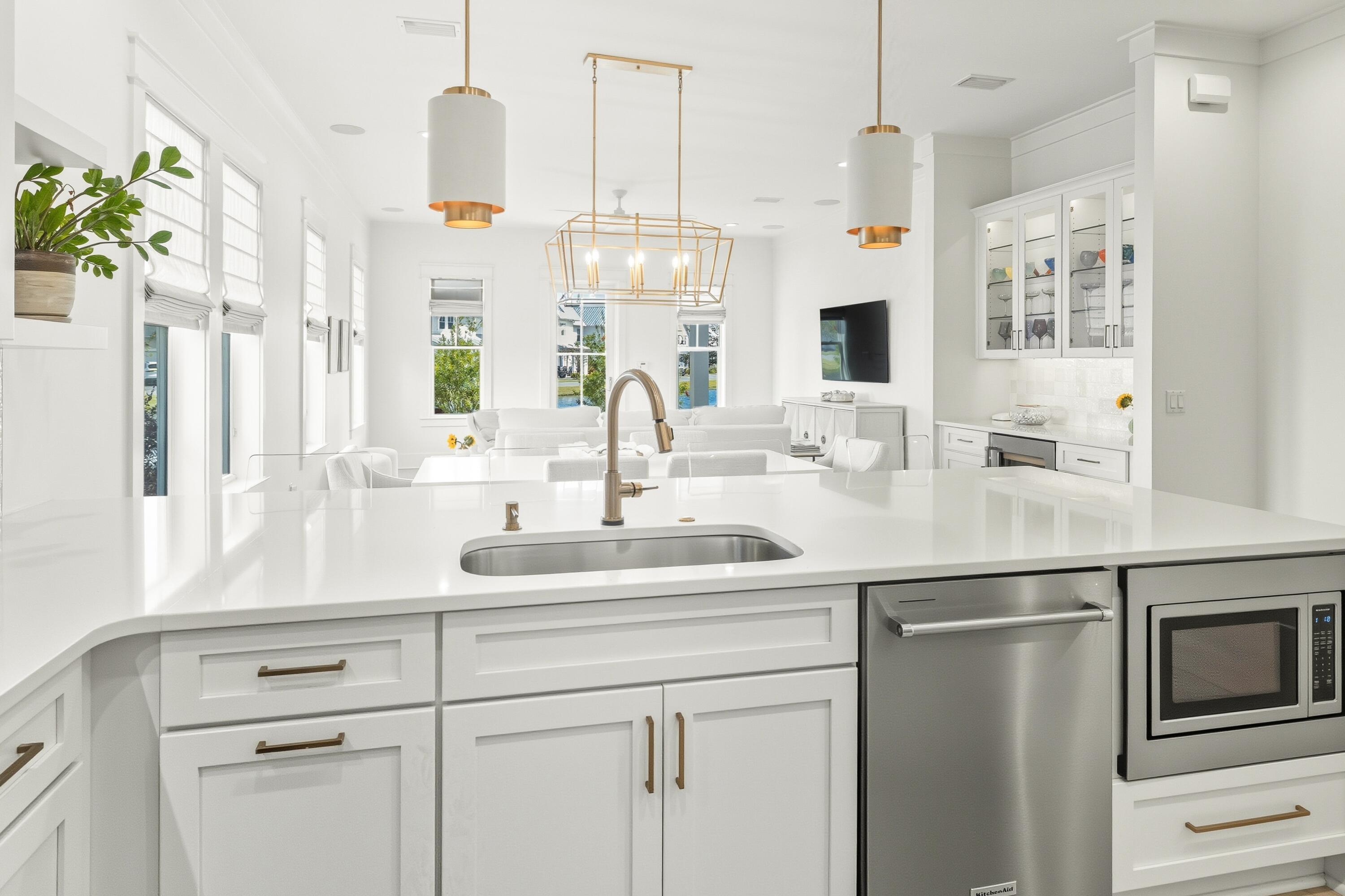 218 White Cottage Road