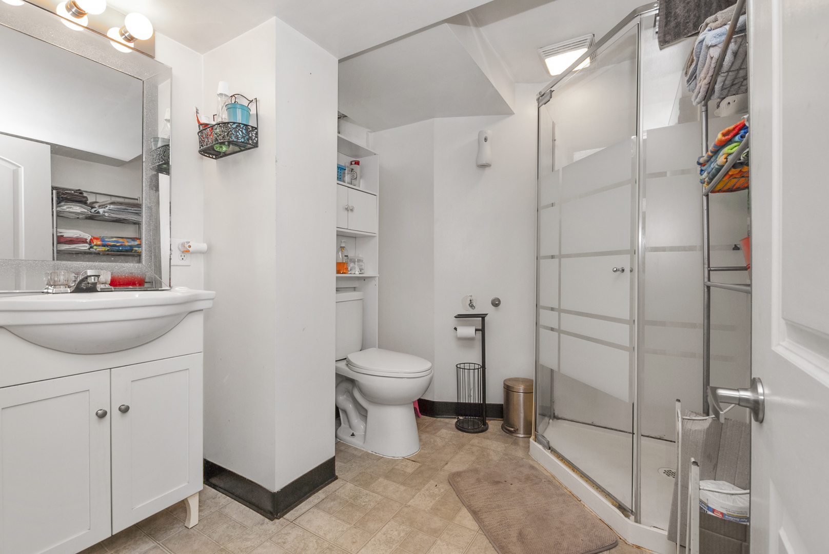 4038 W Stillwell Place