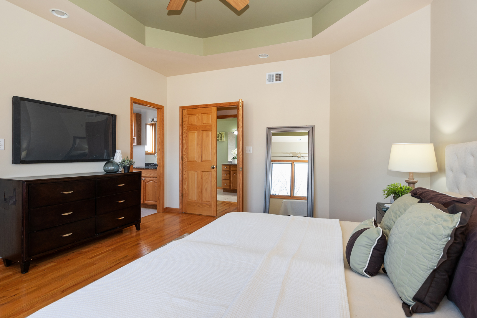 10319 S Millard Avenue