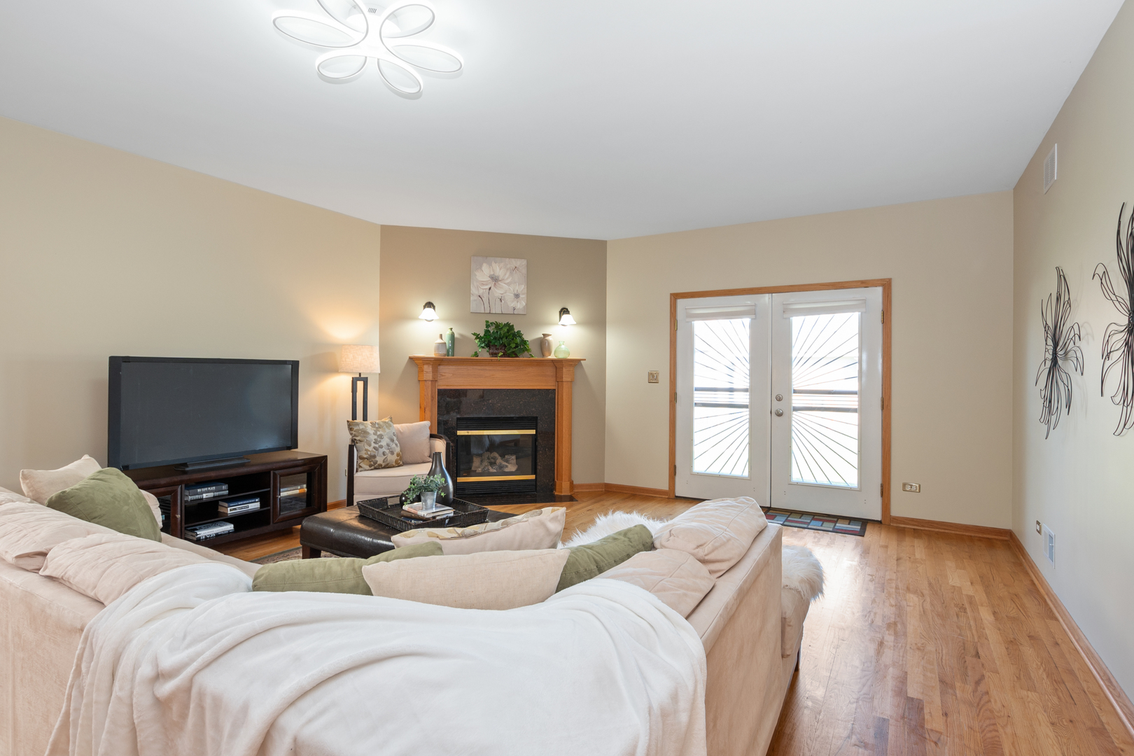 10319 S Millard Avenue