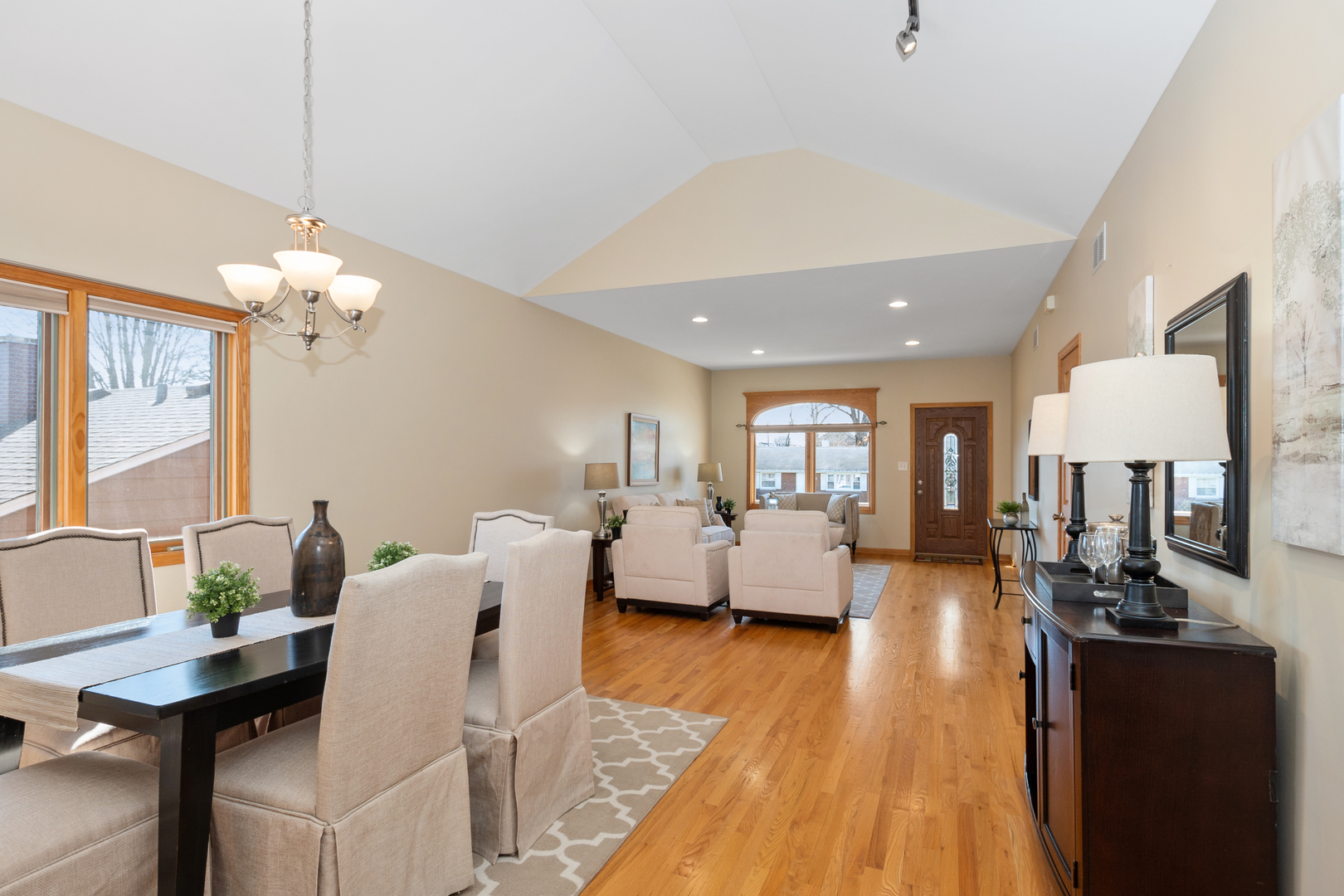 10319 S Millard Avenue