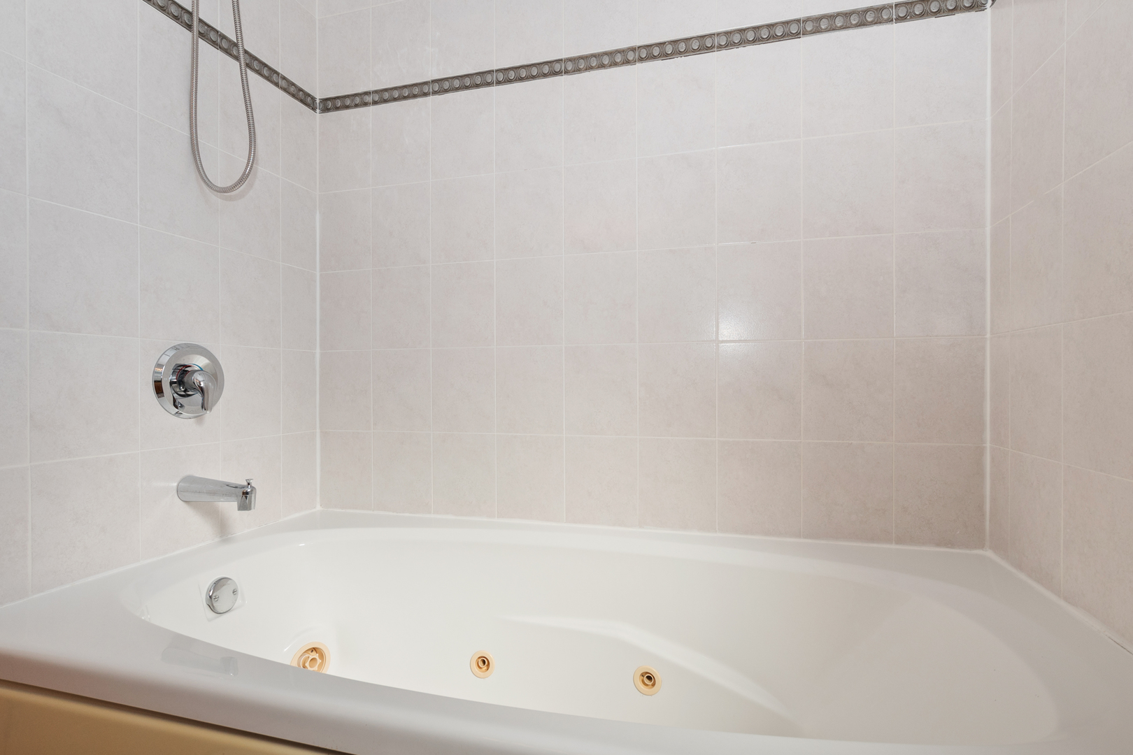 10319 S Millard Avenue