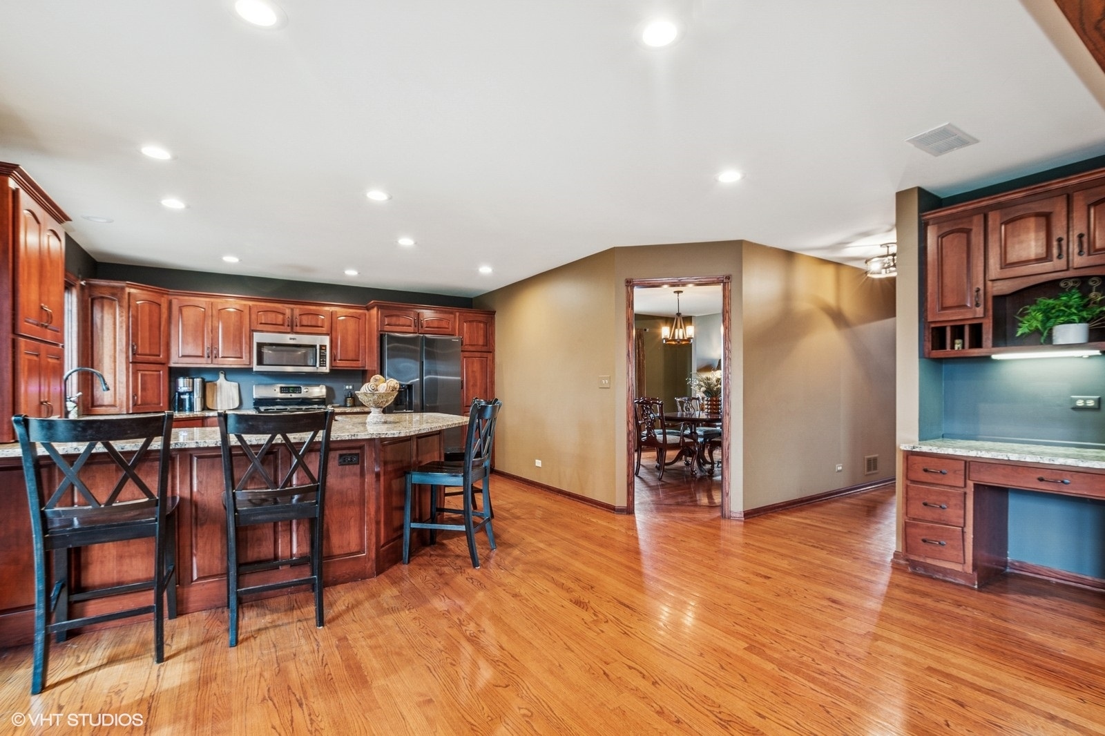 9228 S 55th Court