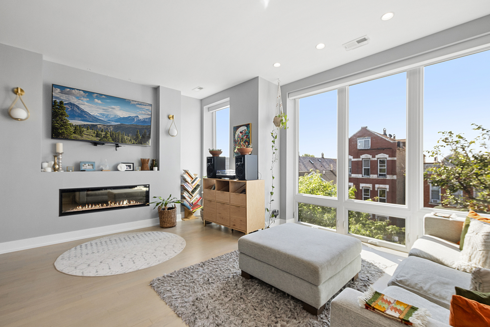 1756 W Cullerton Street Unit: 3